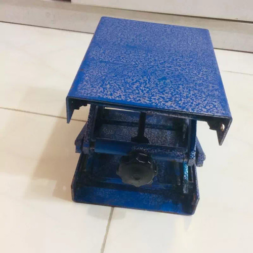 جک آزمایشگاهی